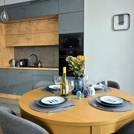 Apartament Dreams Przystan Letnica By Triapart グダニスク エクステリア 写真